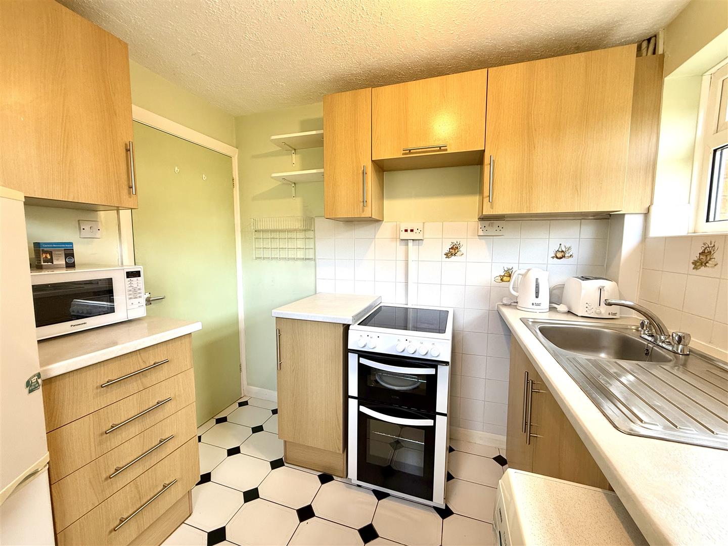 Ash Grove, Killay, Swansea, SA2 7RA